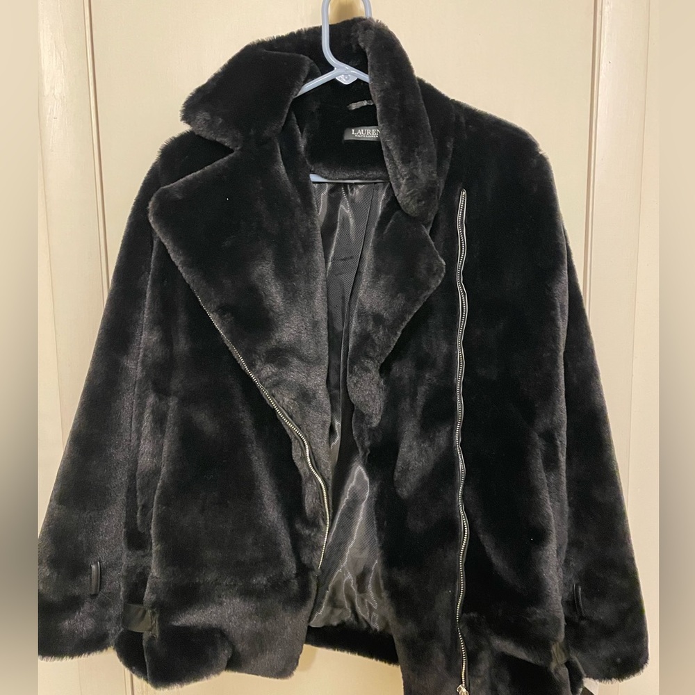 NWT Lauren Ralph Lauren faux fur coat xs
